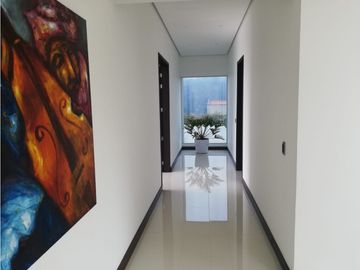 CASA EN EL RETIRO EN CONJUNTO CERRADO