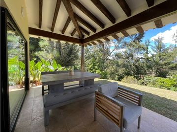 Casa campestre de 330 M² , 4 habitaciones ubicada en Quirama
