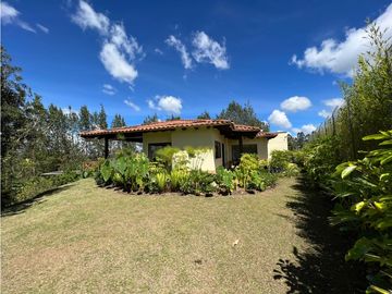 Casa campestre de 330 M² , 4 habitaciones ubicada en Quirama