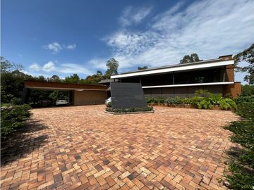 Venta de casa de lujo con 840 m² en Haras santa Lucia, llanogrande