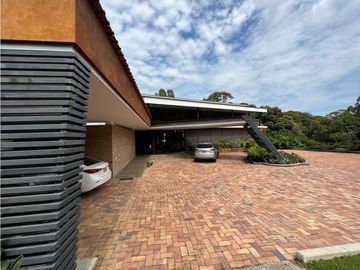 Venta de casa de lujo con 840 m² en Haras santa Lucia, llanogrande