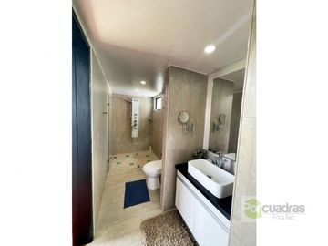 Casa Finca con 12.000 m² de lote independiente en El Retiro