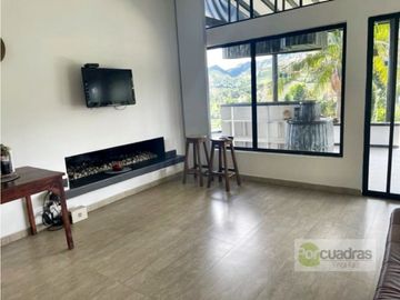 Casa Finca con 12.000 m² de lote independiente en El Retiro
