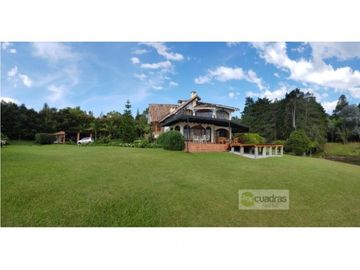 Casa finca a borde de embalse la Fé en el Retiro