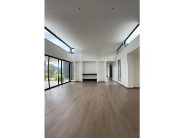 Casa en conjunto cerrado   Fizebad
