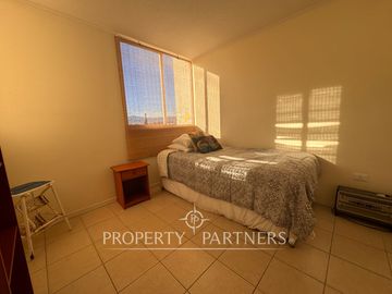 ¡Gran oportunidad! Departamento en 2da línea con vista poniente