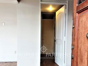 Cómoda y amplia casa de 2 pisos, ideal para remodelar, a minutos del metro Hernando de Magallanes