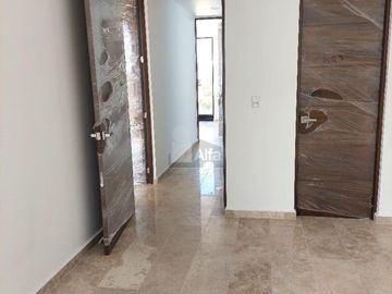 Casa en venta en Fracc. Lombardía, Irapuato, Gto.