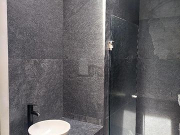 Casa en venta en Fracc. Lombardía, Irapuato, Gto.
