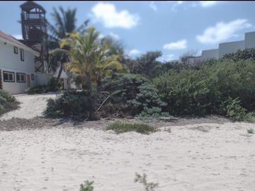 Venta de Terreno en San Benito frente al mar
