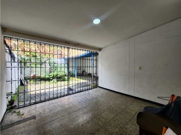 VENTA DE CASA EN PRADOS DEL NORTE- CALI
