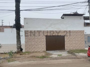 **Alquiler de Exclusiva Casa de Playa con Piscina en Punta Negra **