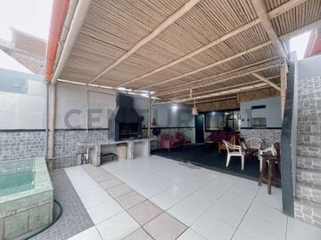 **Alquiler de Exclusiva Casa de Playa con Piscina en Punta Negra **