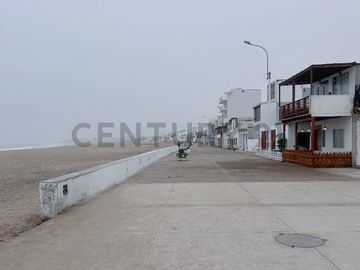 **Alquiler de Exclusiva Casa de Playa con Piscina en Punta Negra **