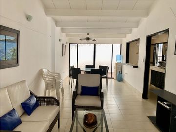 CASA 7 CONJUNTO FRENTE AL MAR