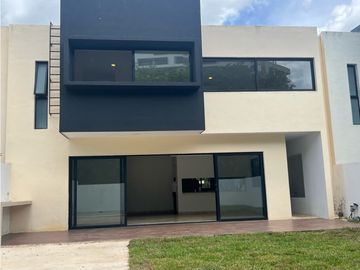 Venta de casa en Cabo Norte Mérida