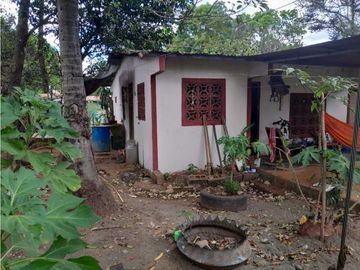 VENDO CASAS Y RESTAURANTE EN MARIATO