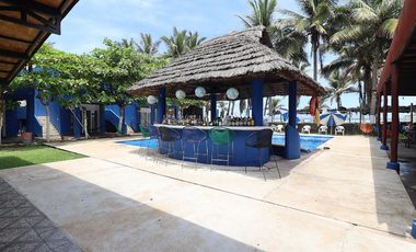 Hotel En Venta, Playa Azul, Michoacán