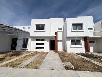 Casa en Venta en Bosques de San Juan, San Juan del Río, Querétaro.