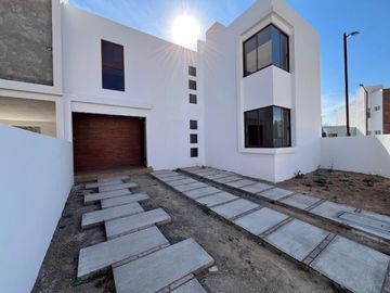 Casa en venta en San Juan del Río, Querétaro.
