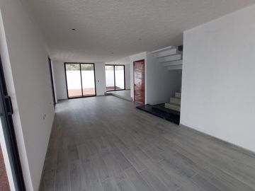 Casa en Venta en Solares Banthí, San Juan del Río, Querétaro.