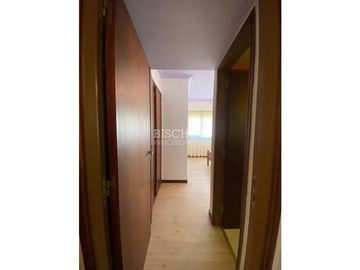 DEPARTAMENTO DE 3 AMBIENTES CON COCHERA DOBLE, TODOS LOS SERVICIOS