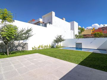 Casa en Fraccionamiento Lomas de Cuernavaca
