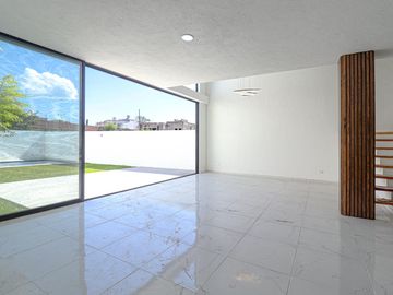 Casa en Fraccionamiento Lomas de Cuernavaca