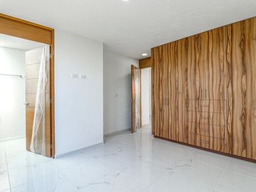 Casa en Fraccionamiento Lomas de Cuernavaca