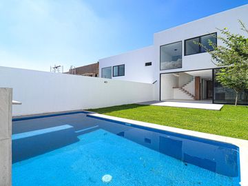 Casa en Fraccionamiento Lomas de Cuernavaca