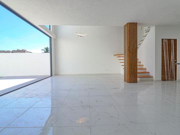 Casa en Fraccionamiento Lomas de Cuernavaca