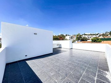 Casa en Fraccionamiento Lomas de Cuernavaca