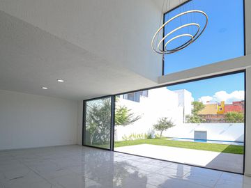 Casa en Fraccionamiento Lomas de Cuernavaca