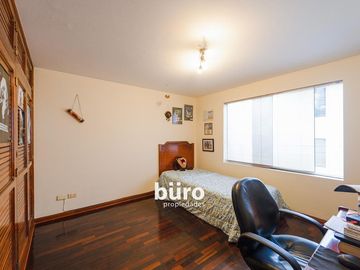 CÓMODO DEPARTAMENTO EN VENTA EN CHACARILLA, SURCO