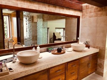 RESIDENCIA EN VENTA EN METEPEC, CLUB DE GOLF SAN CARLOS