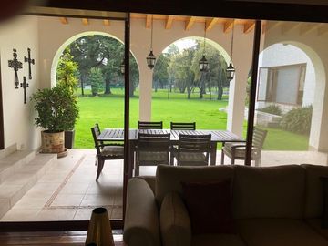 RESIDENCIA EN VENTA EN METEPEC, CLUB DE GOLF SAN CARLOS