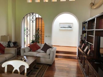 RESIDENCIA EN VENTA EN METEPEC, CLUB DE GOLF SAN CARLOS