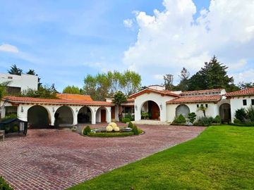 RESIDENCIA EN VENTA EN METEPEC, CLUB DE GOLF SAN CARLOS