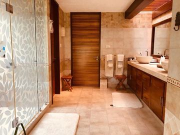 RESIDENCIA EN VENTA EN METEPEC, CLUB DE GOLF SAN CARLOS
