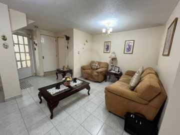 Casa en venta en Viveros del Valle