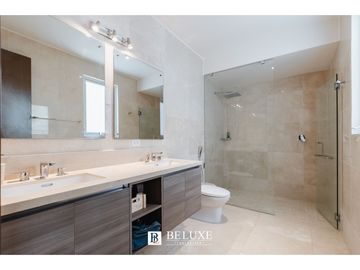 VENDO TOWN HOME EN THE RESERVE , SANTA MARIA (11)