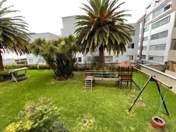 En venta suite. Sector La Carolina. Av Portugal
