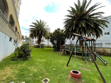 En venta suite. Sector La Carolina. Av Portugal