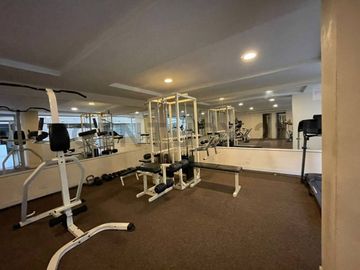 En venta suite. Sector La Carolina. Av Portugal