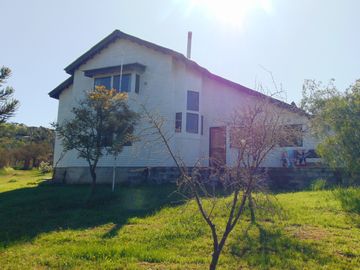 Vendo Casa aislada 305 m2, 4 Habitaciones, terreno 10.554 m2