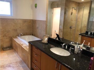Departamento - Quito Tenis, 3 dormitorios, 3 parqueaderos