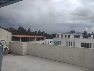 Conocoto, Casa, 154 m2, 3 habitaciones, 3 baños, 2 parqueaderos