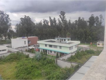 Conocoto, Casa, 154 m2, 3 habitaciones, 3 baños, 2 parqueaderos