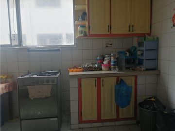 Iñaquito, Departamento, 175 m2, 4 habitaciones, 2 baños, 1 parqueadero