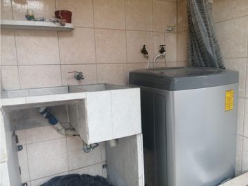 Iñaquito, Departamento, 175 m2, 4 habitaciones, 2 baños, 1 parqueadero